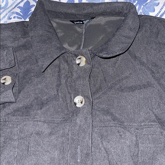 Shein button up - Picture 2 of 2